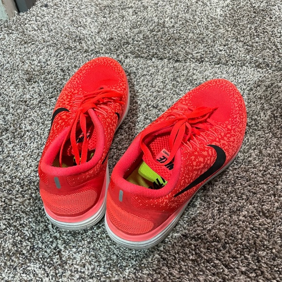 Nike sneakers - Picture 3 of 5